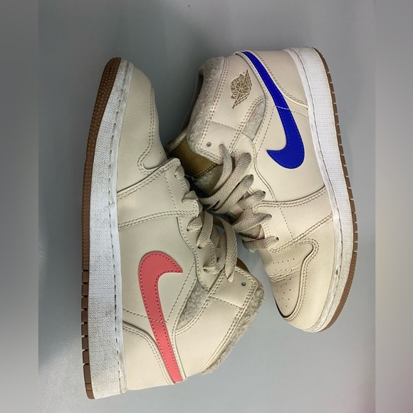 Nike Air Jordan’s - Picture 2 of 9